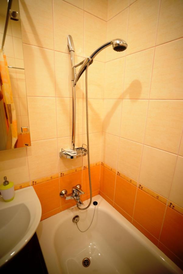 Kyiv High Standard Apartment Екстериор снимка